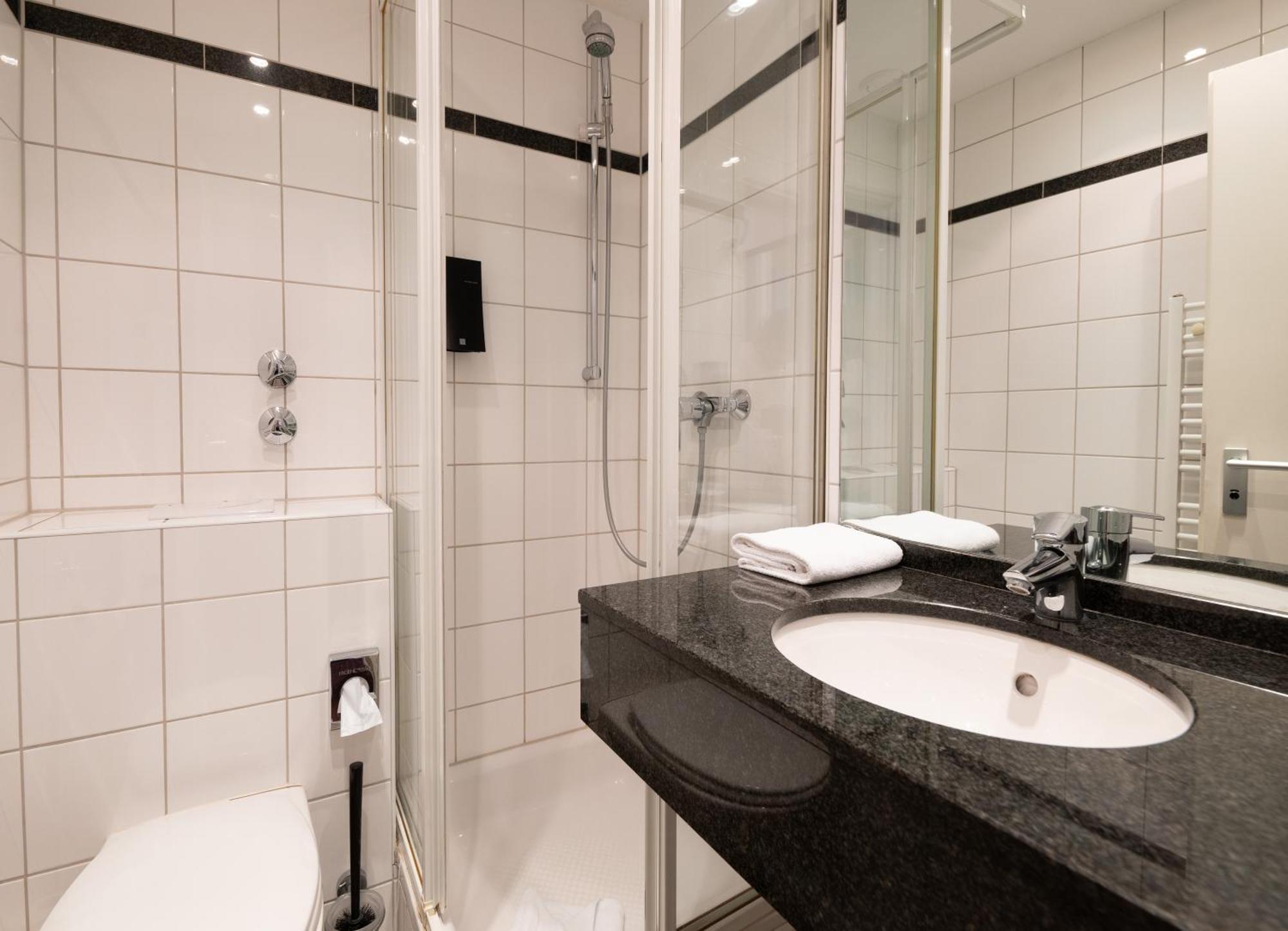 Hotel Medo Koeln מראה חיצוני תמונה